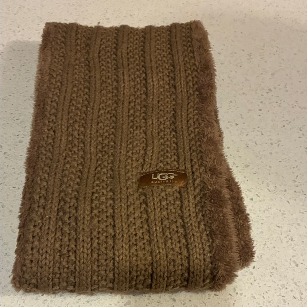 UGG Tan Ribbed Knit Scarf - Picture 4 of 6